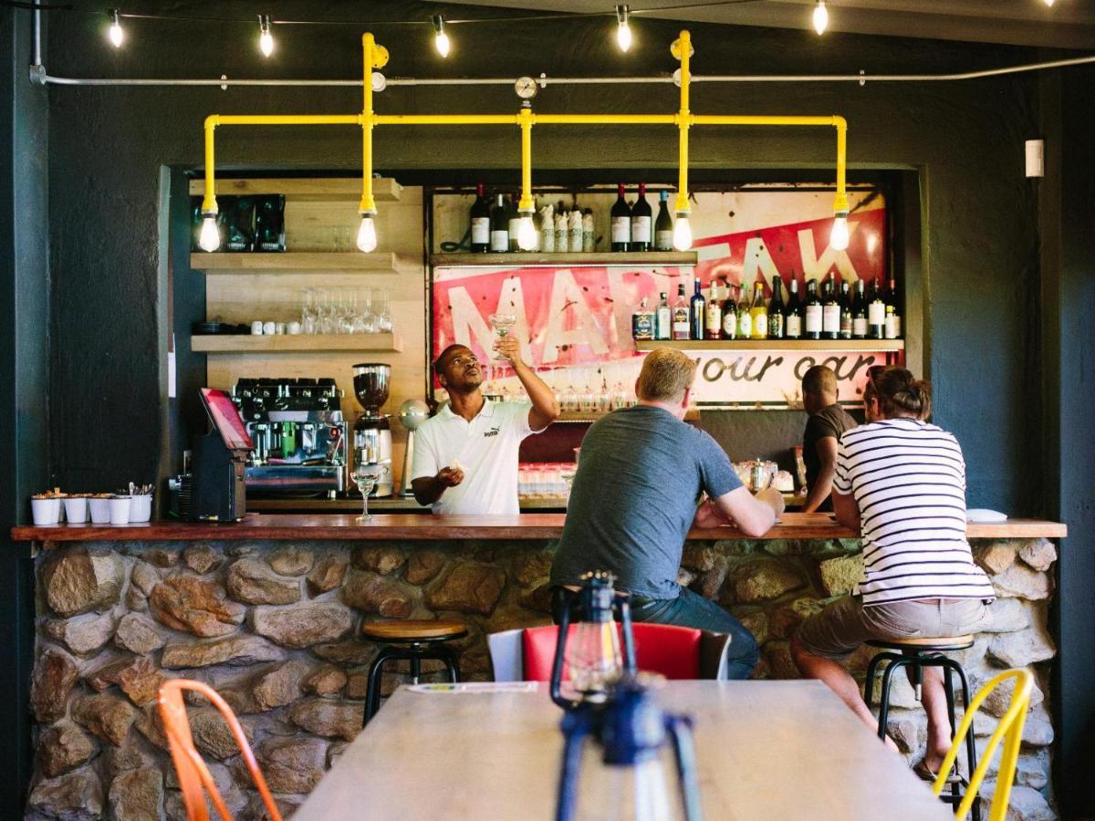 Pitstop Lodge Gordon's Bay Eksteriør billede